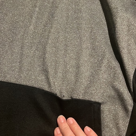 Old Navy boys hoodie - Picture 4 of 4